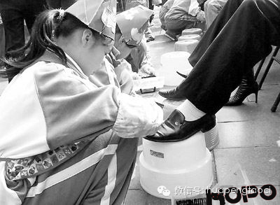 我們是做銷售的，不是做大爺的！